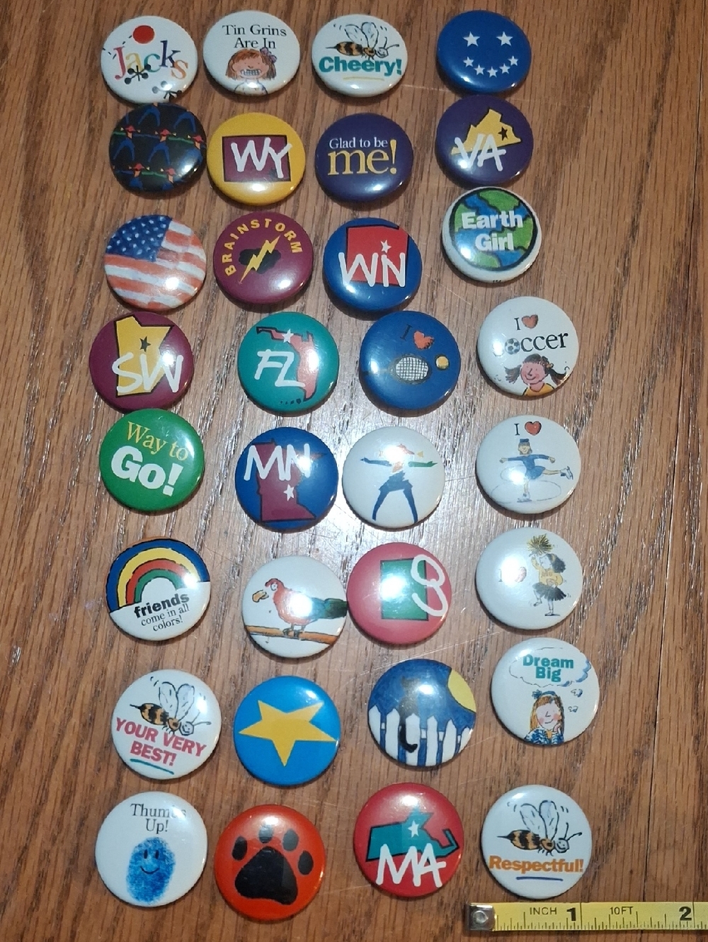 Lot of Colorful Vintage School/Home Rewards Buttons/Pons - Set of 32